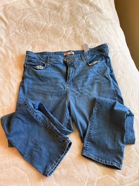 Signature by Levi Strauss Classic Blue Straight-Leg Jeans